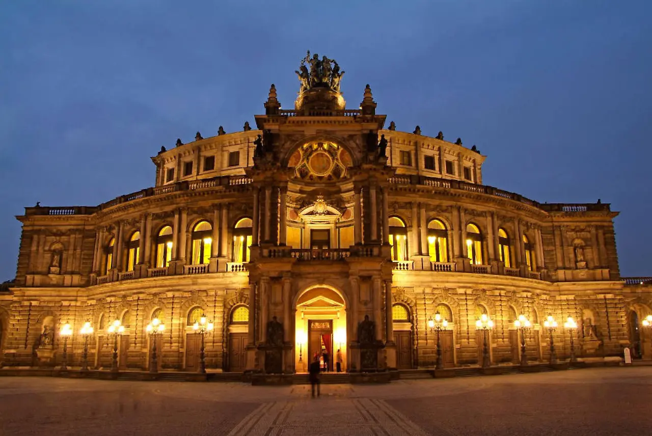 Bild: Die Semper Oper in Dresden